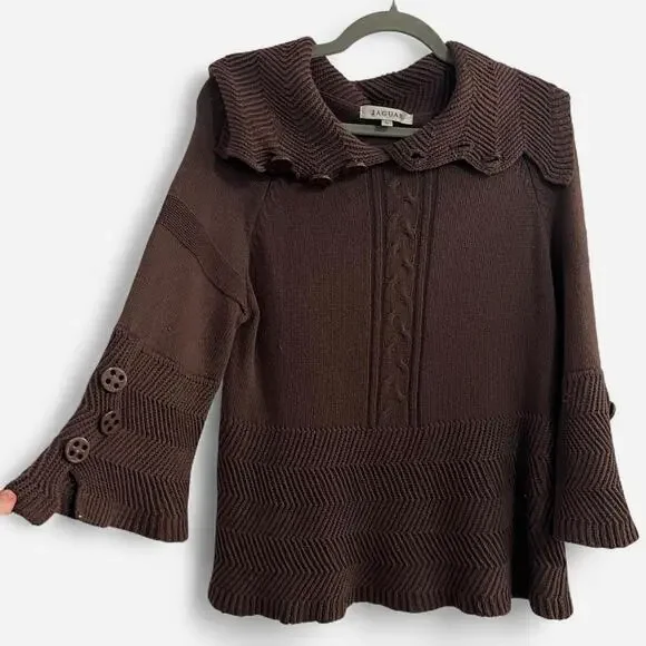 Cozy vintage knit sweater top from “Jaguar” with bell sleeves + button details - Picture 2 of 7